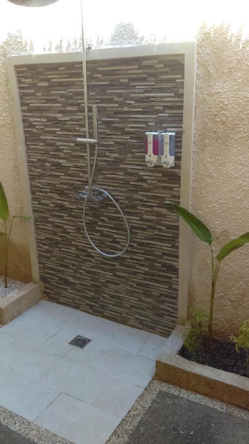 La Gautch Bungalow Nusa Lembongan  Luaran gambar